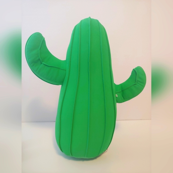 Cactus Pillow - Picture 4 of 5